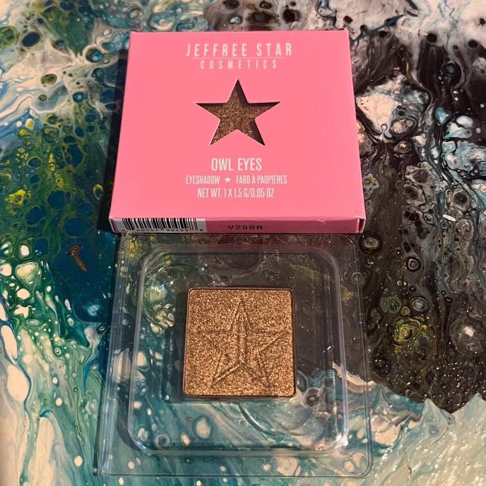 Jeffree Star Owl Eyes Gold Eyeshadow